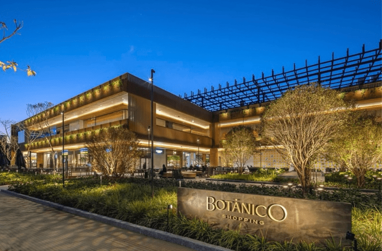 Texturas TerraTile dão identidade ao Botânico Shopping e reforçam a arquitetura natural do projeto.